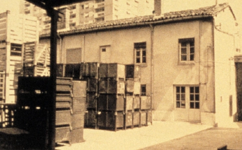 Histoire Aldes - 1ers locaux